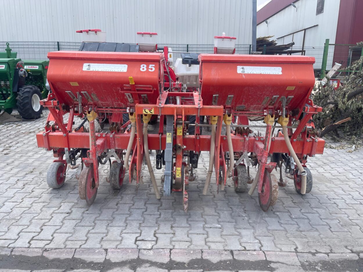 ÖZDÖKEN 5'Lİ 3 TAM 2 YARIM 70 CM (MISIR) ARA GÜBRELİ ÇAPA MAKİNASI