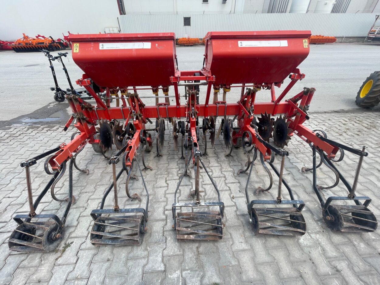 ÖZDÖKEN 5'Lİ 3 TAM 2 YARIM 70 CM (MISIR) ARA GÜBRELİ ÇAPA MAKİNASI - Görsel 4