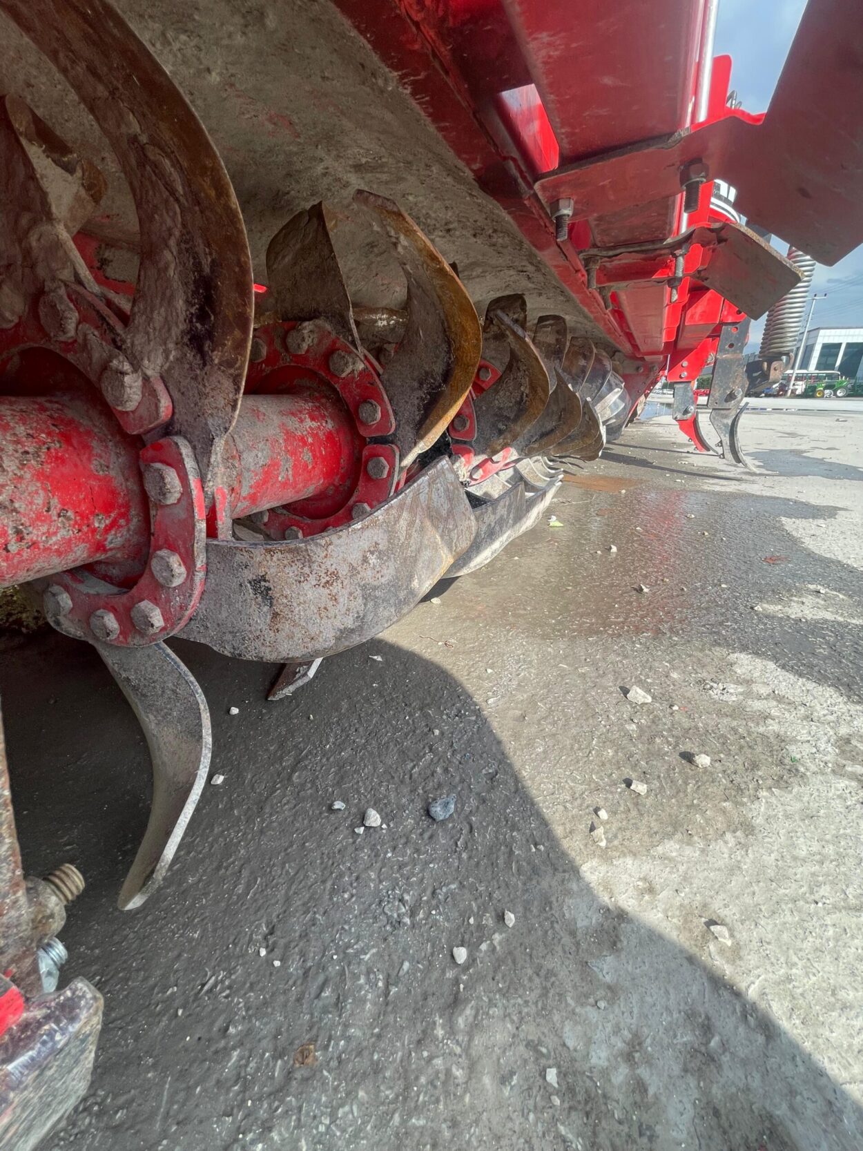 ATLAS 5800 PRO MC KATLANIR ARKA ÇEKİ ATAÇMANLI KAFES MERDANELİ ROTOVATÖR (BİR SEZON KULLANILMIŞTIR.) - Görsel 4