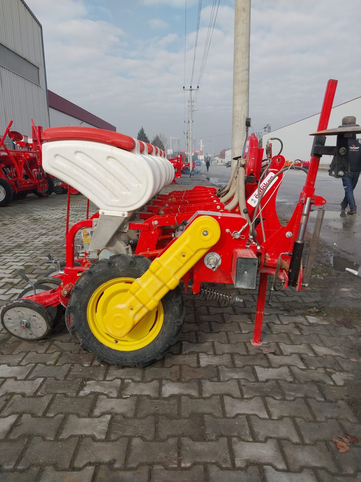 ÖZDÖKEN 6'LI DİSKLİ GÜBRESİZ SABİT ŞASE 45 CM ARA ÇİFT PİSTON MARKÖRLÜ MAKİNE - Görsel 5