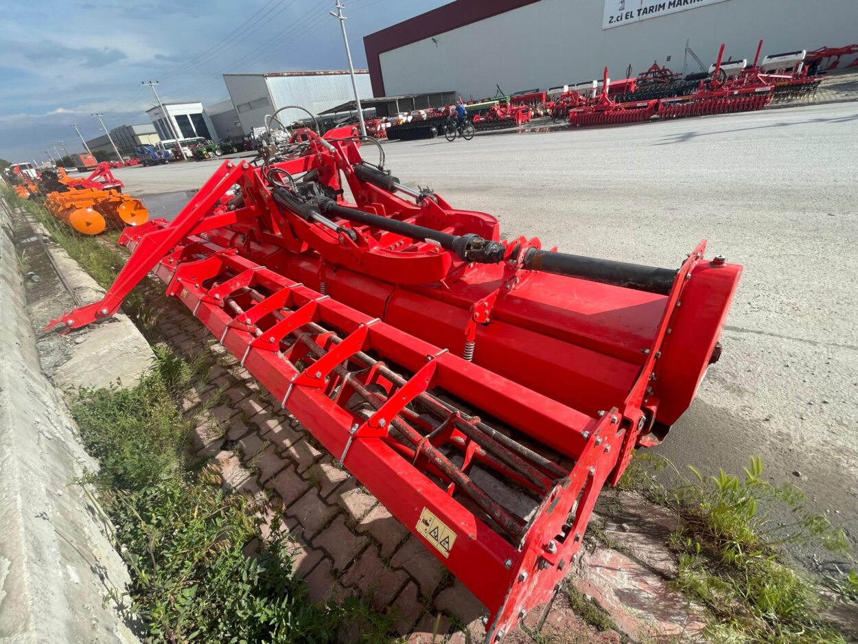 ATLAS 5800 PRO MC KATLANIR ARKA ÇEKİ ATAÇMANLI KAFES MERDANELİ ROTOVATÖR (BİR SEZON KULLANILMIŞTIR.) - Görsel 8